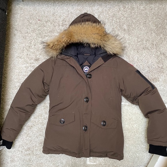 Canada goose parka - Picture 1 of 6